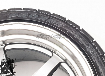 Шина Toyo Tires Proxes R1R Различные размеры R15/16/18 