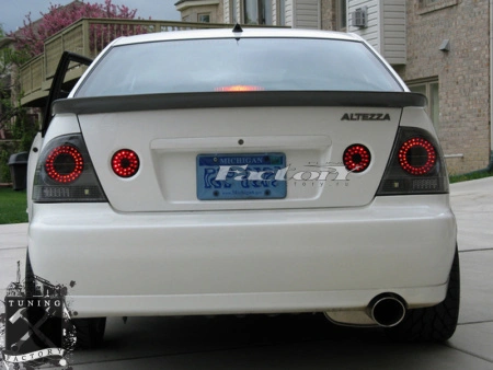 Фонари для Toyota Altezza, красные