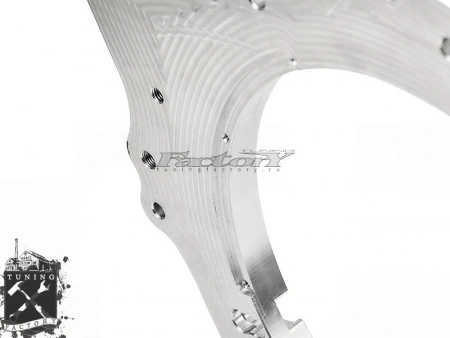 Tuning Factory Переходная пластина для ДВС BMW M57 с КПП Nissan Y61 ZD30