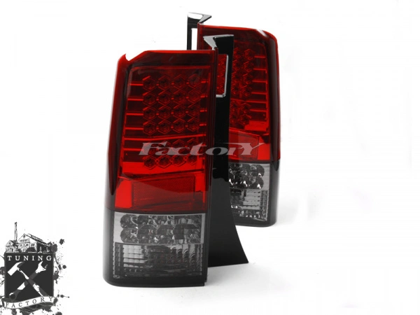 Фонари для Toyota bB, красные/ тонированые